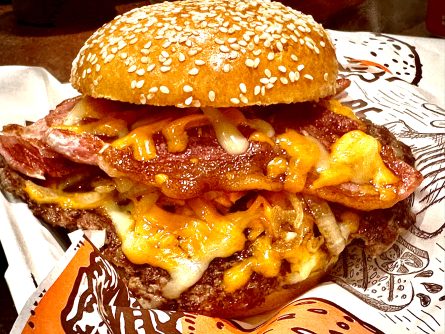 Bacon & Steak Beef Burger